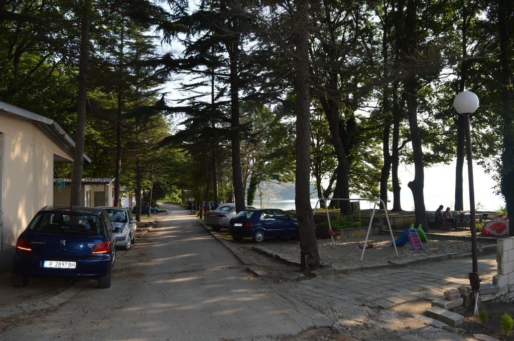 Letovishte Romantika Hotel Kamchia  Buitenkant foto