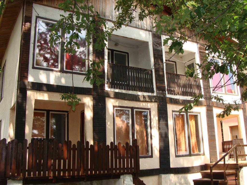 Letovishte Romantika Hotel Kamchia  Buitenkant foto